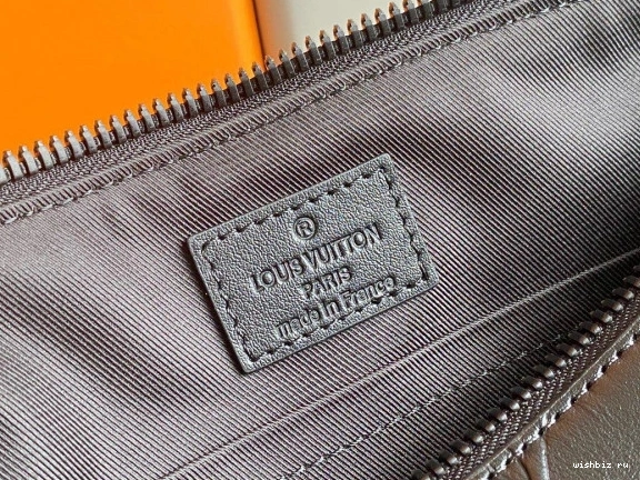 WIS KEEPALL CITY VUITTON LOUIS 0301